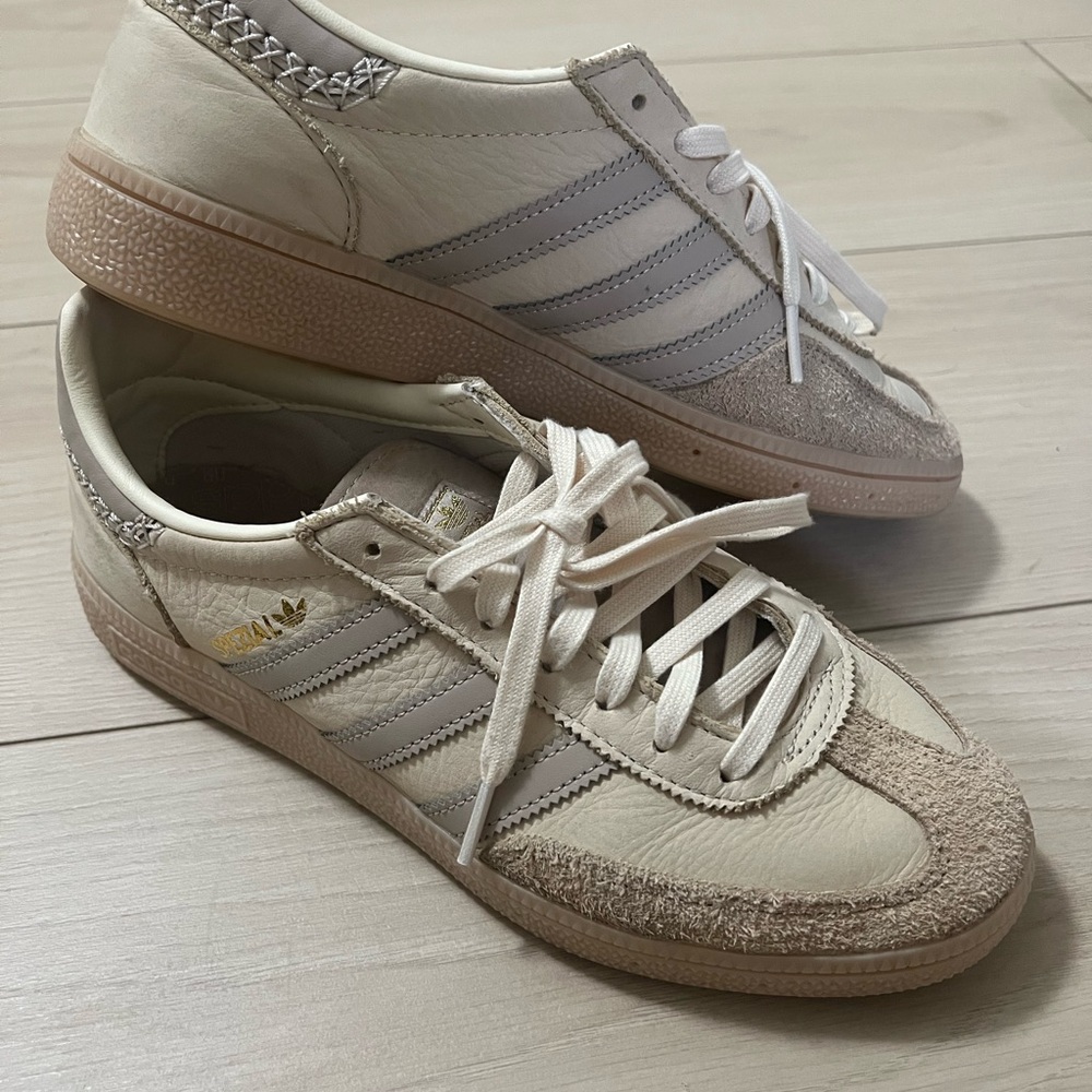 Adidas Beige and Cream Handball Spezial Sneakers - Picture 2 of 6